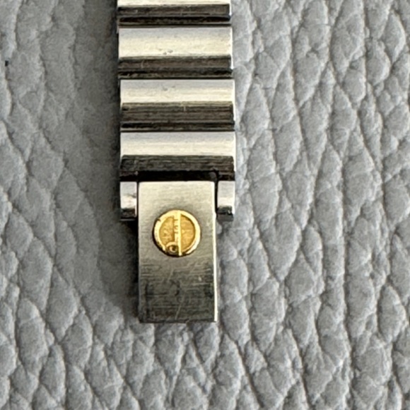 DUNHILL SWISS SILVER & GOLD TONE DATE SECOND HAND QUARTZ WATER RESISTANT WATCH - Picture 9 of 14